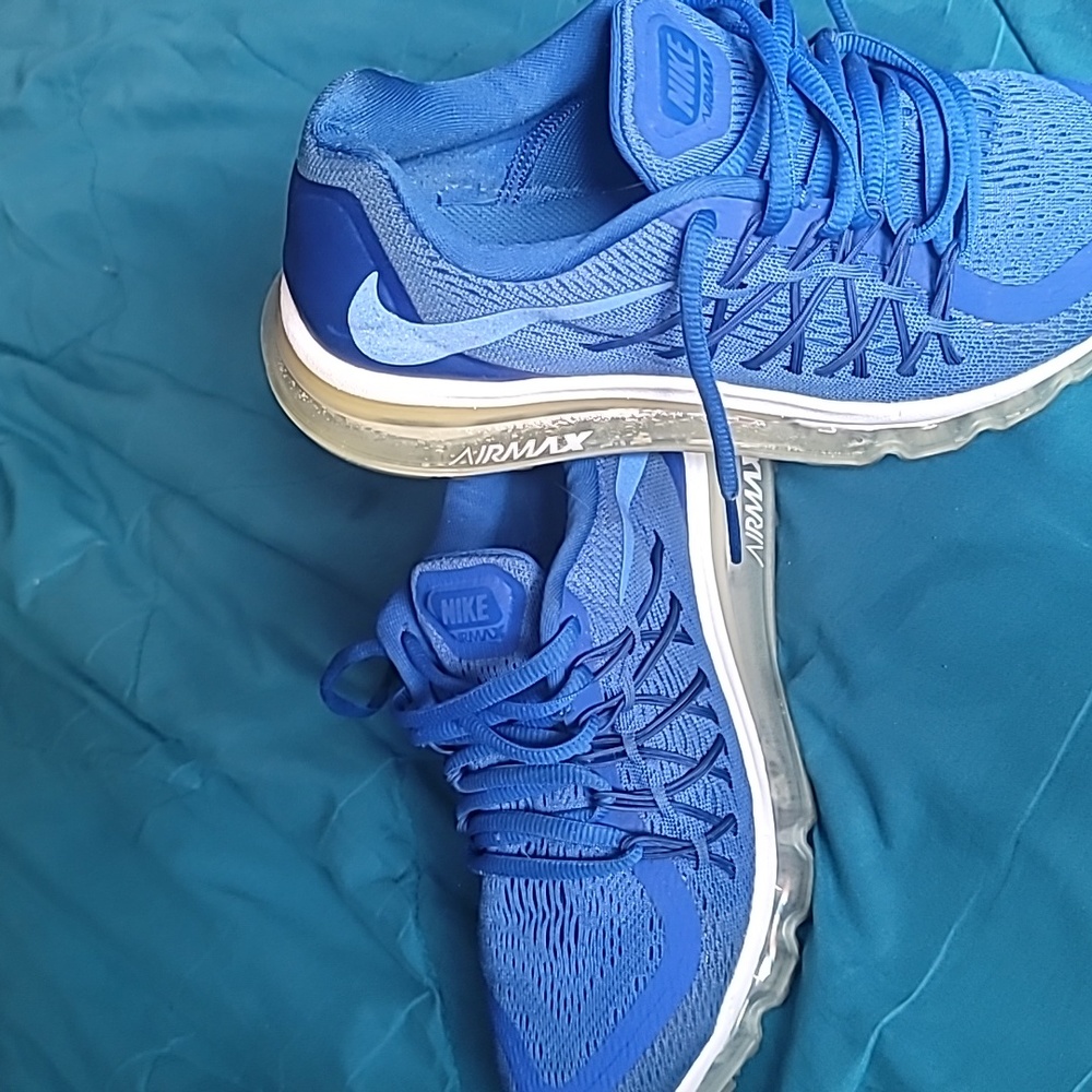 Nike AirMax - Picture 2 of 4